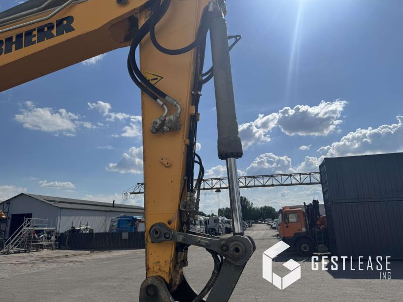 Liebherr R922SLC - Kettenbagger: das Bild 5 Liebherr R922SLC - Kettenbagger: das Bild 5
