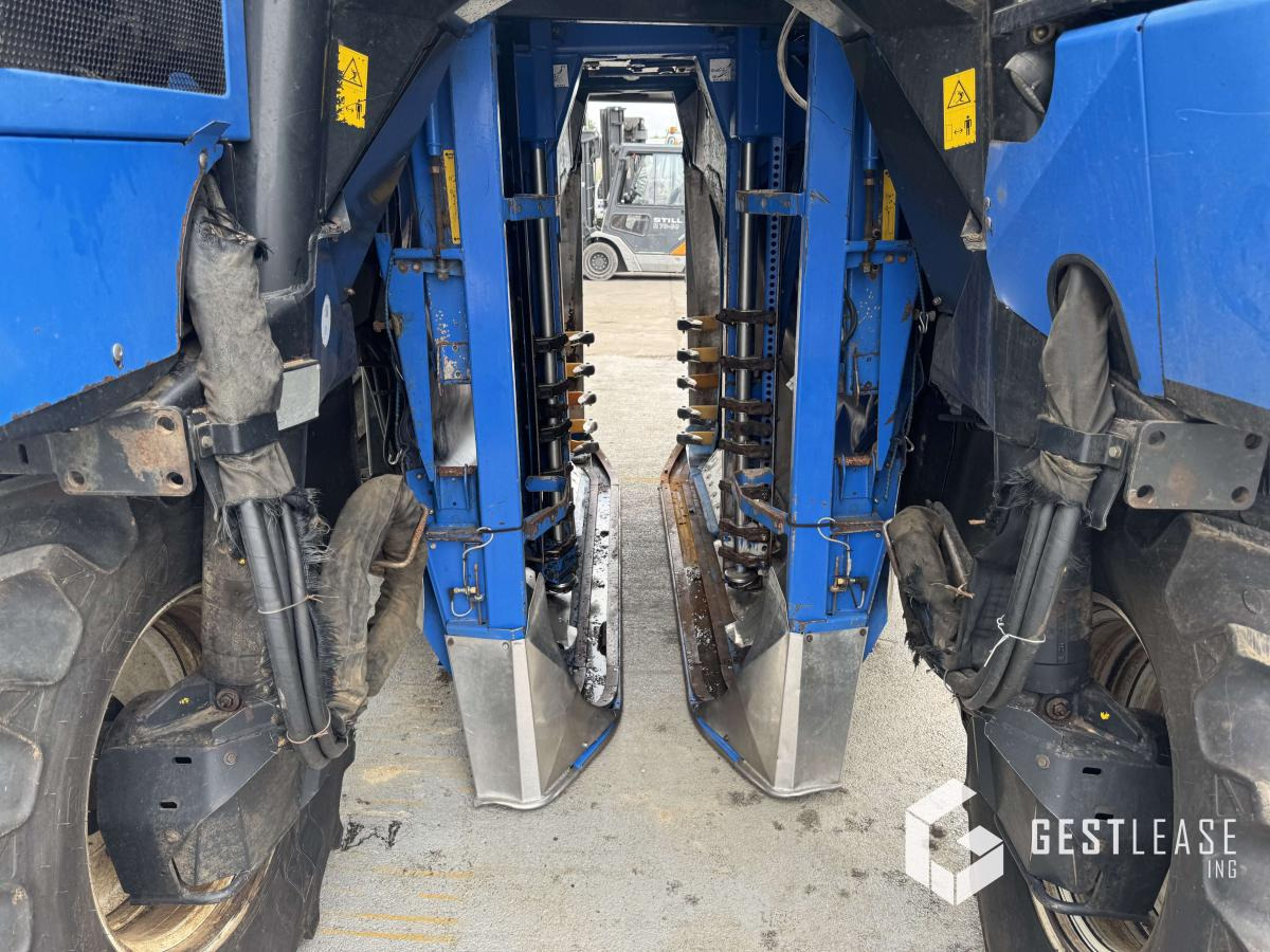 New Holland VL6050 - Traubenvollernter: das Bild 5 New Holland VL6050 - Traubenvollernter: das Bild 5