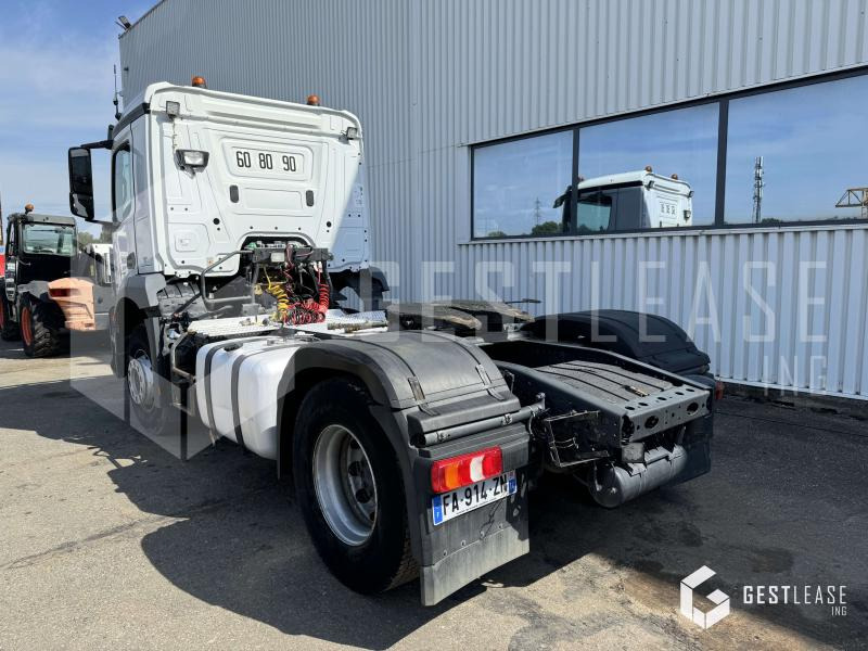 Mercedes AROCS 1843 - Sattelzugmaschine: das Bild 2 Mercedes AROCS 1843 - Sattelzugmaschine: das Bild 2
