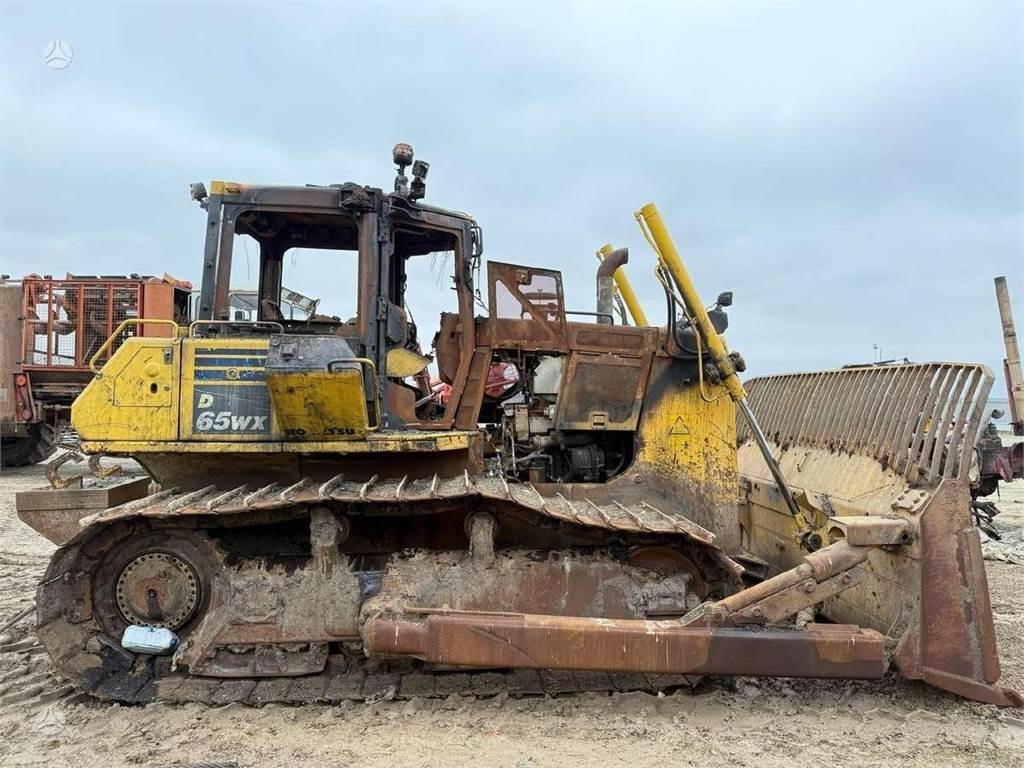 Komatsu D65WX-18 - Bulldozer: das Bild 5 Komatsu D65WX-18 - Bulldozer: das Bild 5