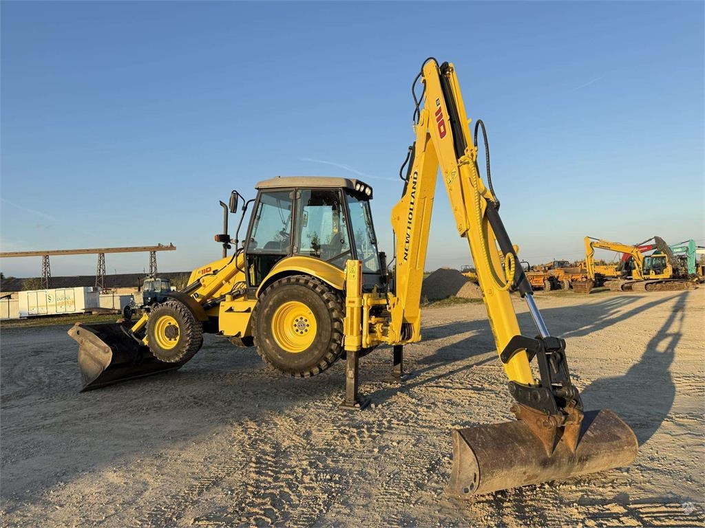 New Holland B 110-4PT , 2 quick couplers - Baggerlader: das Bild 5 New Holland B 110-4PT , 2 quick couplers - Baggerlader: das Bild 5