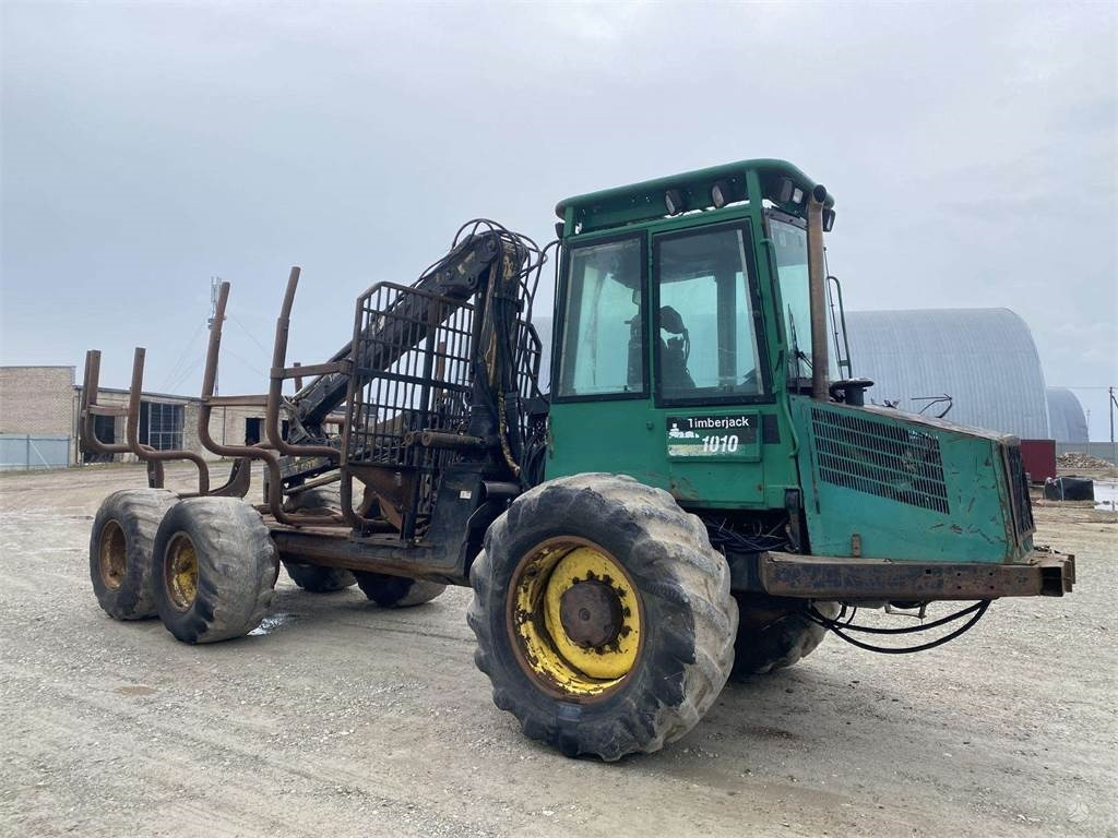 Timberjack 1010 , VISAS ARBA DALIMIS - Forwarder: das Bild 1 Timberjack 1010 , VISAS ARBA DALIMIS - Forwarder: das Bild 1