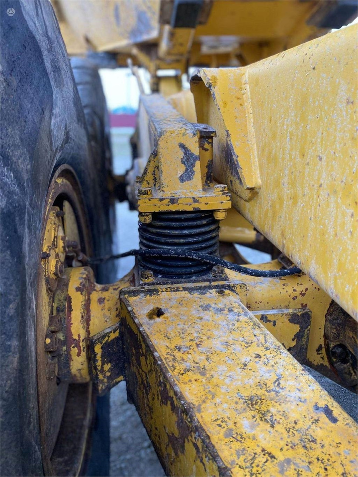 Knickgelenkter Dumper Volvo A25C , Nr.6: das Bild 21