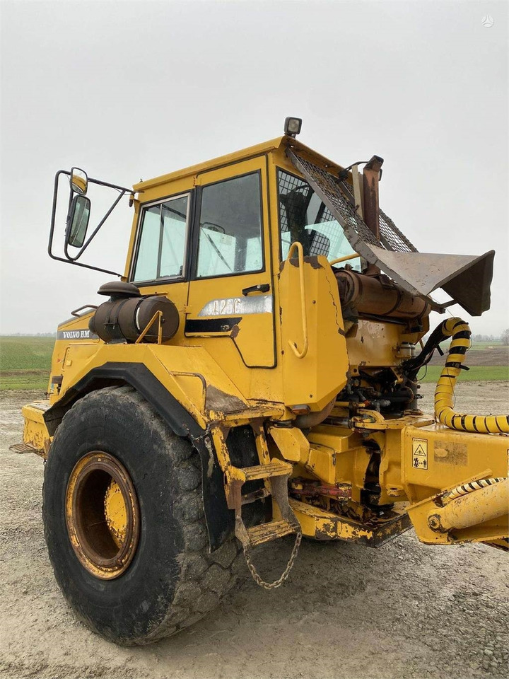Knickgelenkter Dumper Volvo A25C , Nr.6: das Bild 22