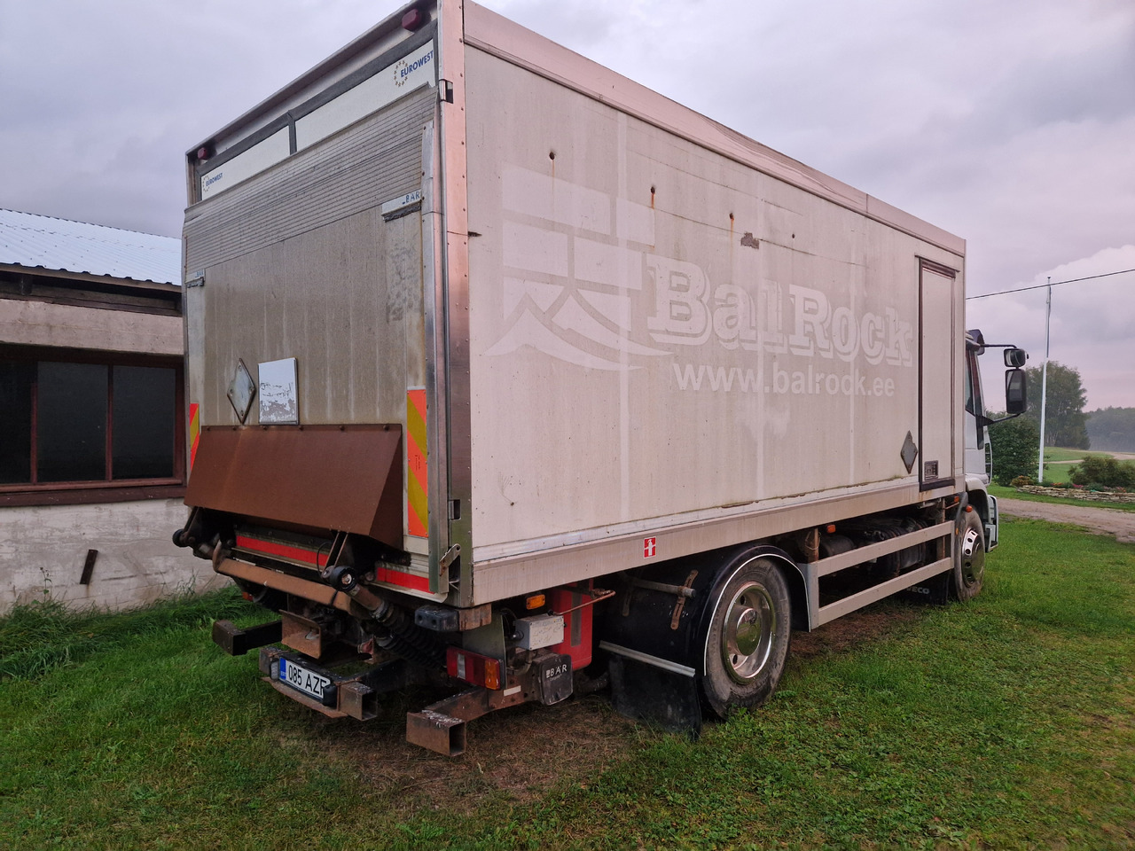 IVECO Eurogargo - Koffer LKW: das Bild 4 IVECO Eurogargo - Koffer LKW: das Bild 4