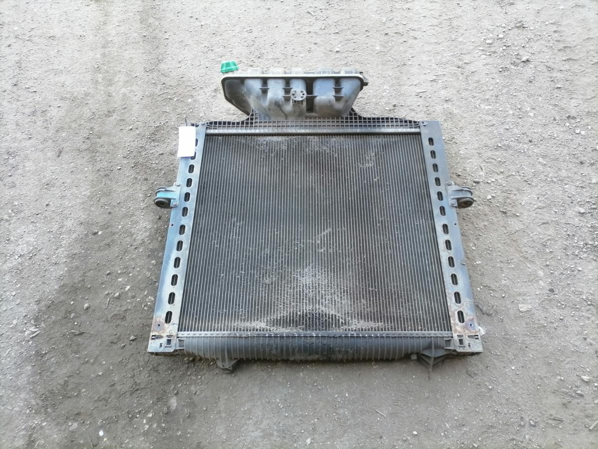 MAN Cooling radiator 81061016472 - Kühler für LKW: das Bild 2 MAN Cooling radiator 81061016472 - Kühler für LKW: das Bild 2