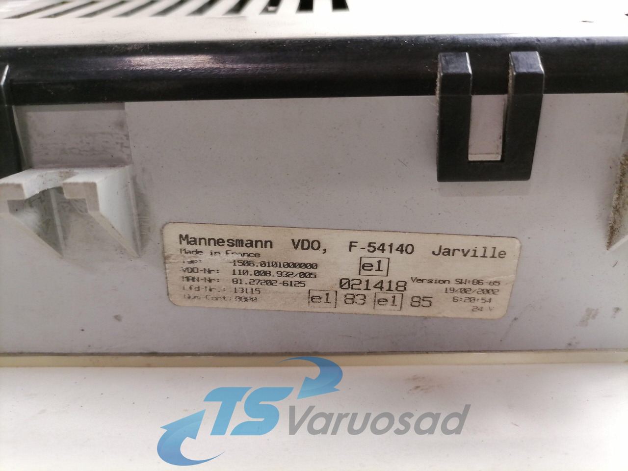 MAN Dashboard 81272026125 - Armaturenbrett für LKW: das Bild 2 MAN Dashboard 81272026125 - Armaturenbrett für LKW: das Bild 2