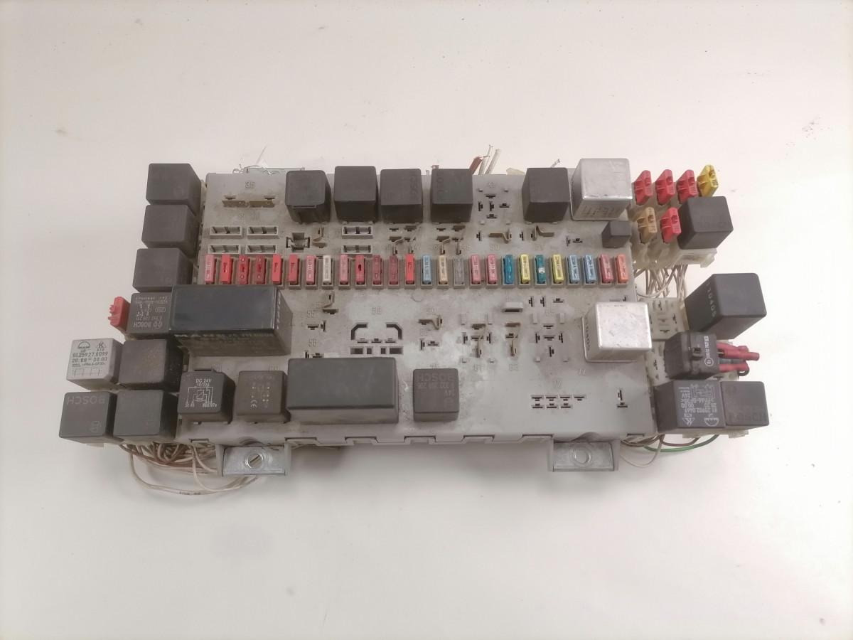 MAN Kaitsmepaneel 81254446060 - Sicherung für LKW: das Bild 3 MAN Kaitsmepaneel 81254446060 - Sicherung für LKW: das Bild 3