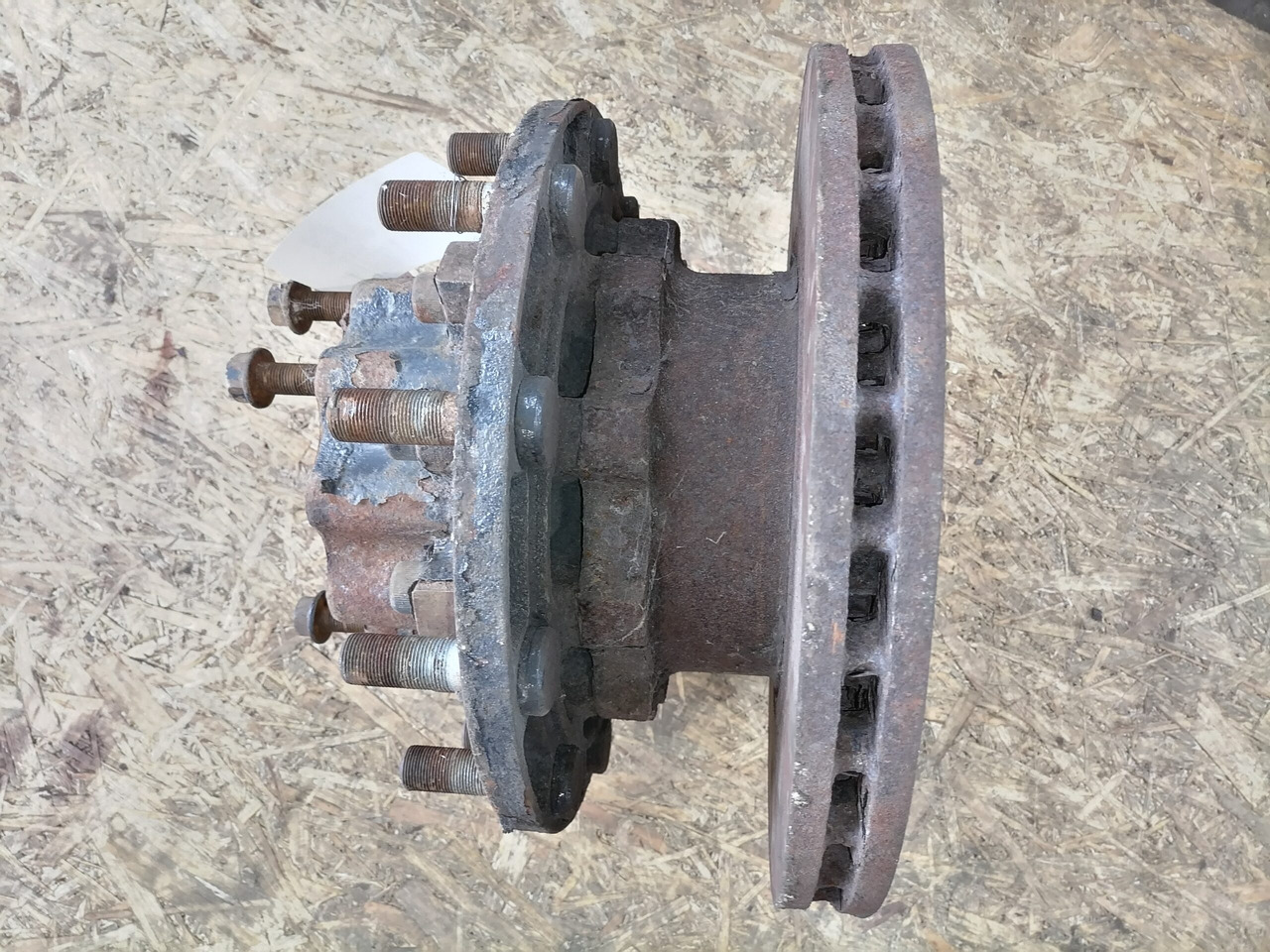MAN Rear axel hub 81357013155 - Radnabe/-lagerung für LKW: das Bild 4 MAN Rear axel hub 81357013155 - Radnabe/-lagerung für LKW: das Bild 4