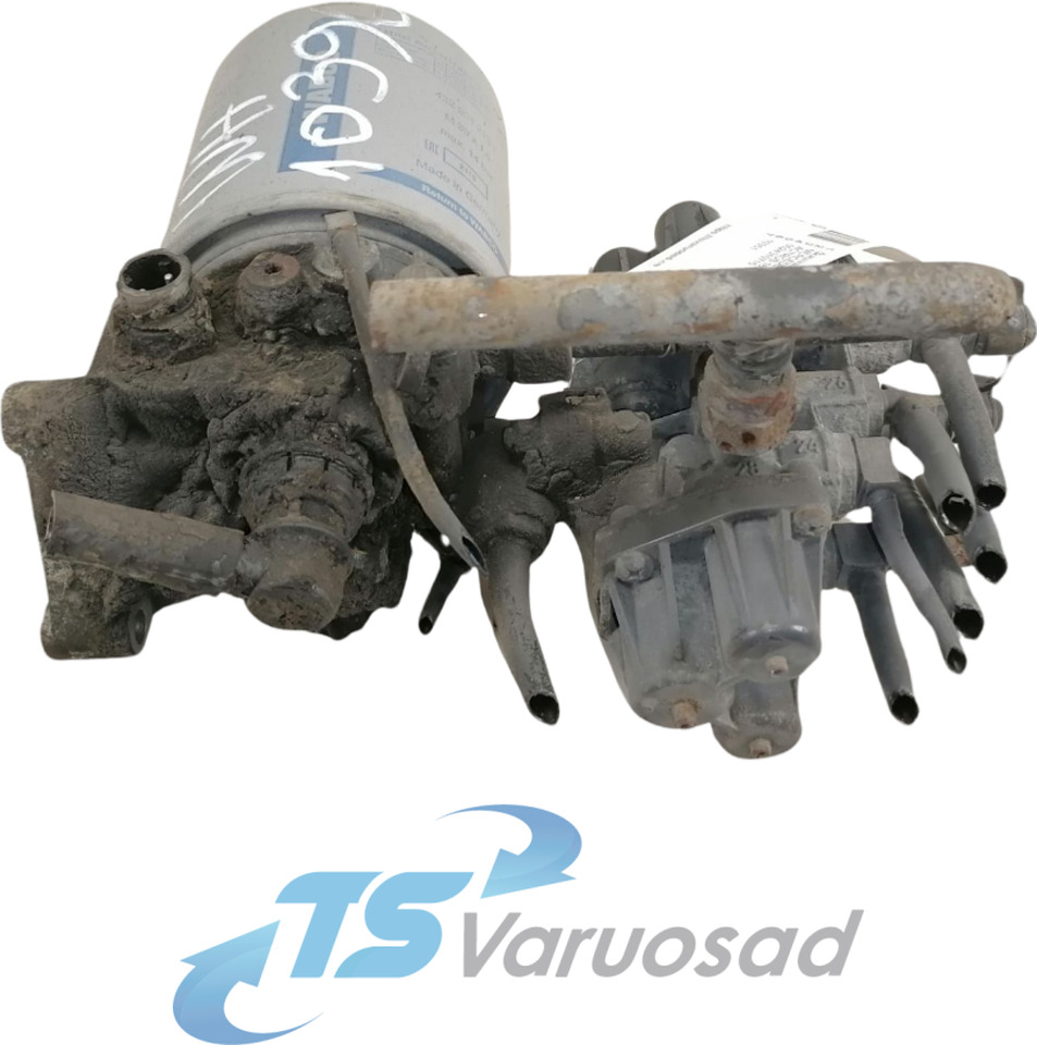 Mercedes-Benz Air dryer 0024310715 - Bremsventil für LKW: das Bild 1 Mercedes-Benz Air dryer 0024310715 - Bremsventil für LKW: das Bild 1