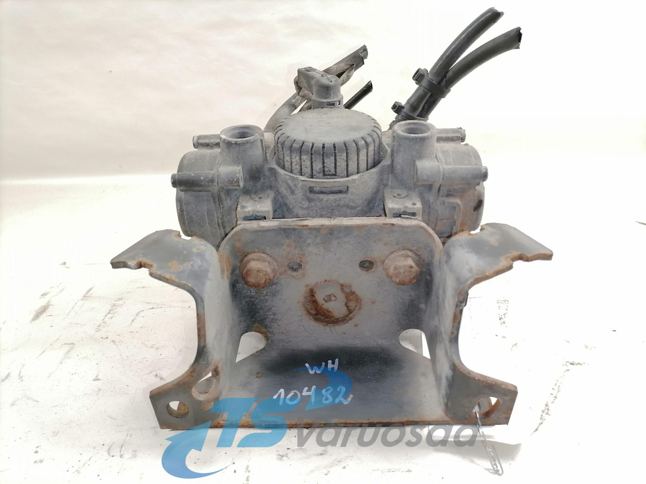 Mercedes-Benz Rear axel brake pressure control valve 4801050060 - Bremsventil für LKW: das Bild 3 Mercedes-Benz Rear axel brake pressure control valve 4801050060 - Bremsventil für LKW: das Bild 3