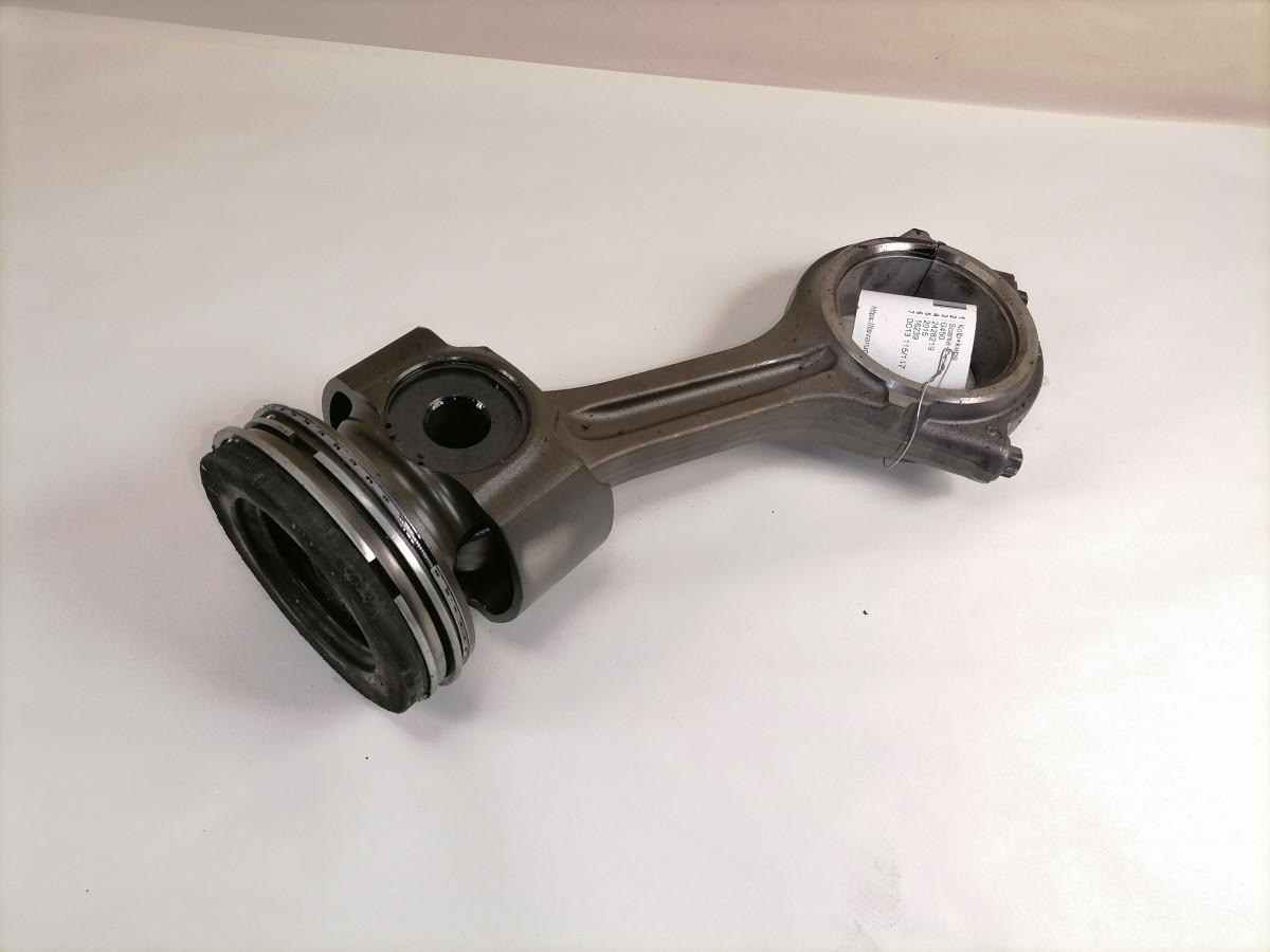 Scania Connecting rod + piston 2428219 - Kolbe/ Ring/ Laufbuchse für LKW: das Bild 2 Scania Connecting rod + piston 2428219 - Kolbe/ Ring/ Laufbuchse für LKW: das Bild 2