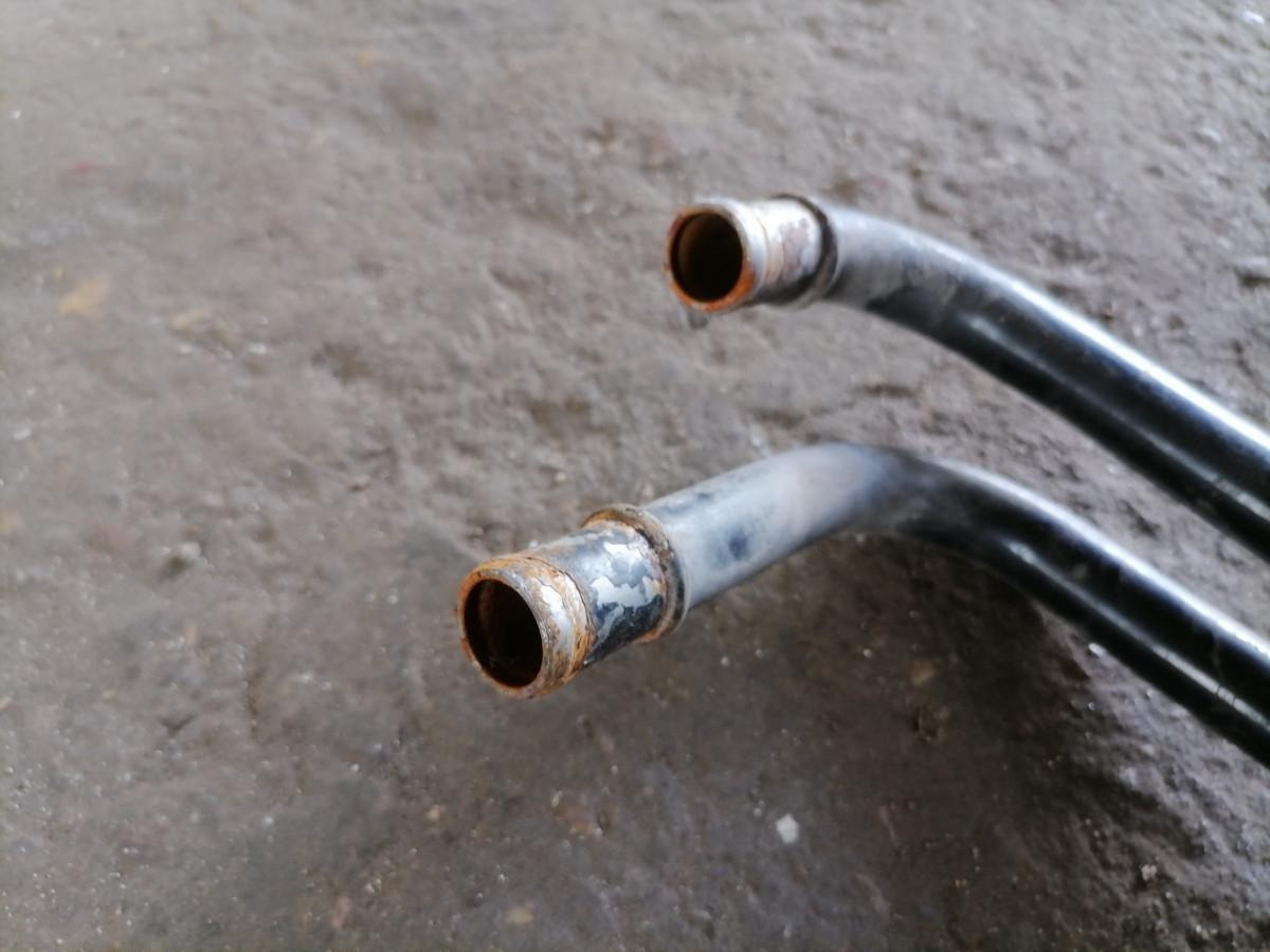 Scania Coolant pipe 1883377 - Kühlsystem für LKW: das Bild 3 Scania Coolant pipe 1883377 - Kühlsystem für LKW: das Bild 3
