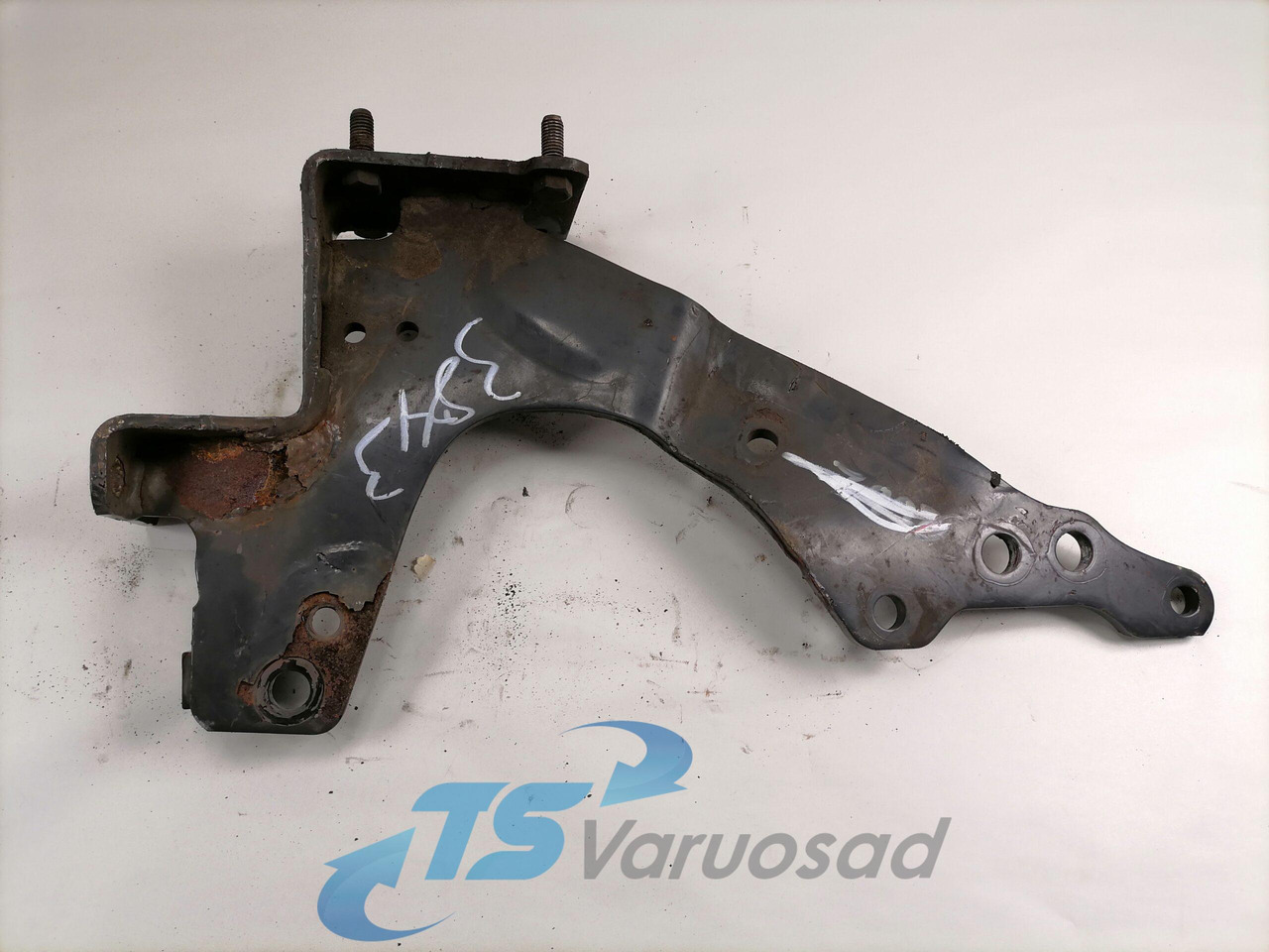 Scania Front bumper carrier 1802166 - Stoßstange für LKW: das Bild 3 Scania Front bumper carrier 1802166 - Stoßstange für LKW: das Bild 3