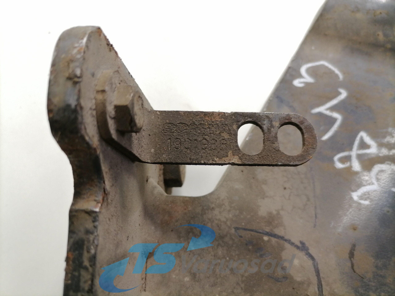 Scania Front bumper carrier 1802167 - Stoßstange für LKW: das Bild 2 Scania Front bumper carrier 1802167 - Stoßstange für LKW: das Bild 2