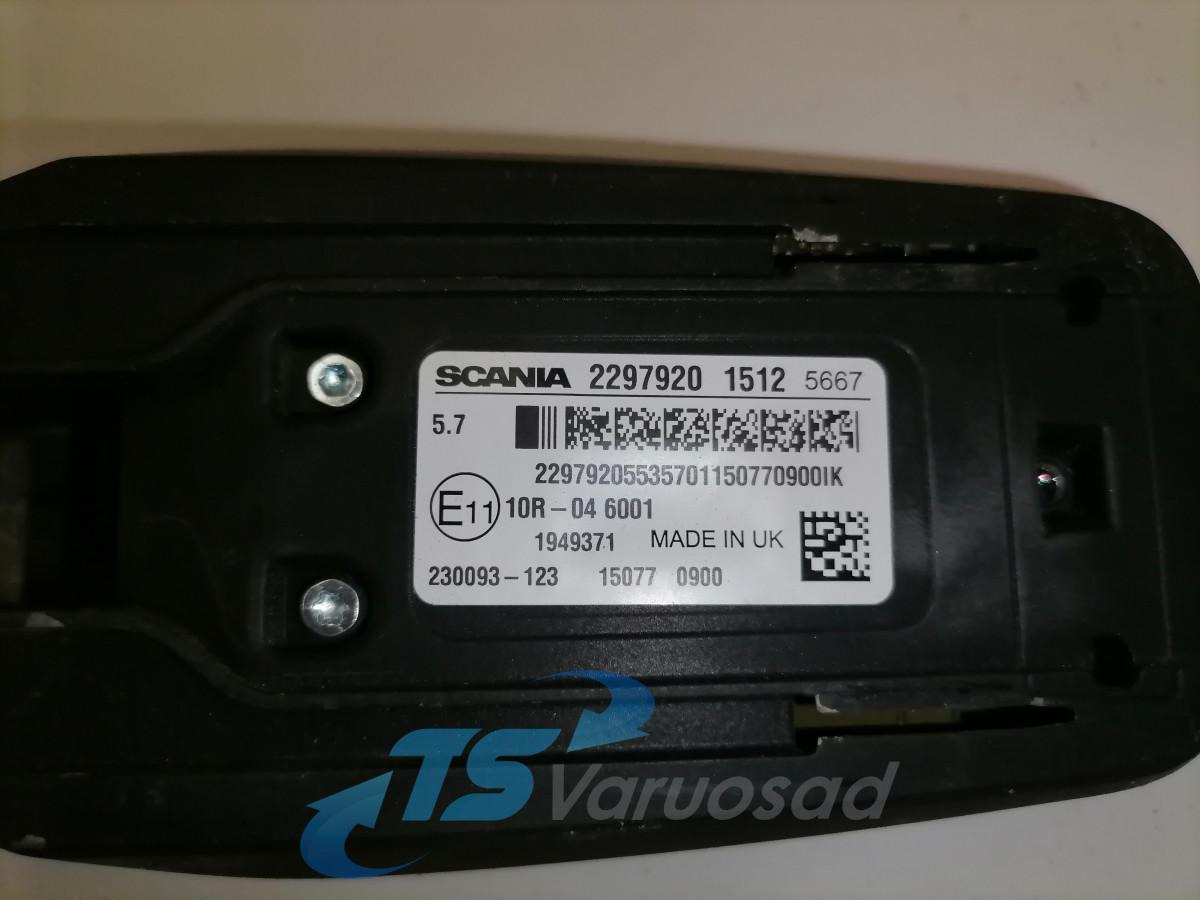 Scania Juhtplokk, FLC 2297920 - Steuergerät für LKW: das Bild 4 Scania Juhtplokk, FLC 2297920 - Steuergerät für LKW: das Bild 4