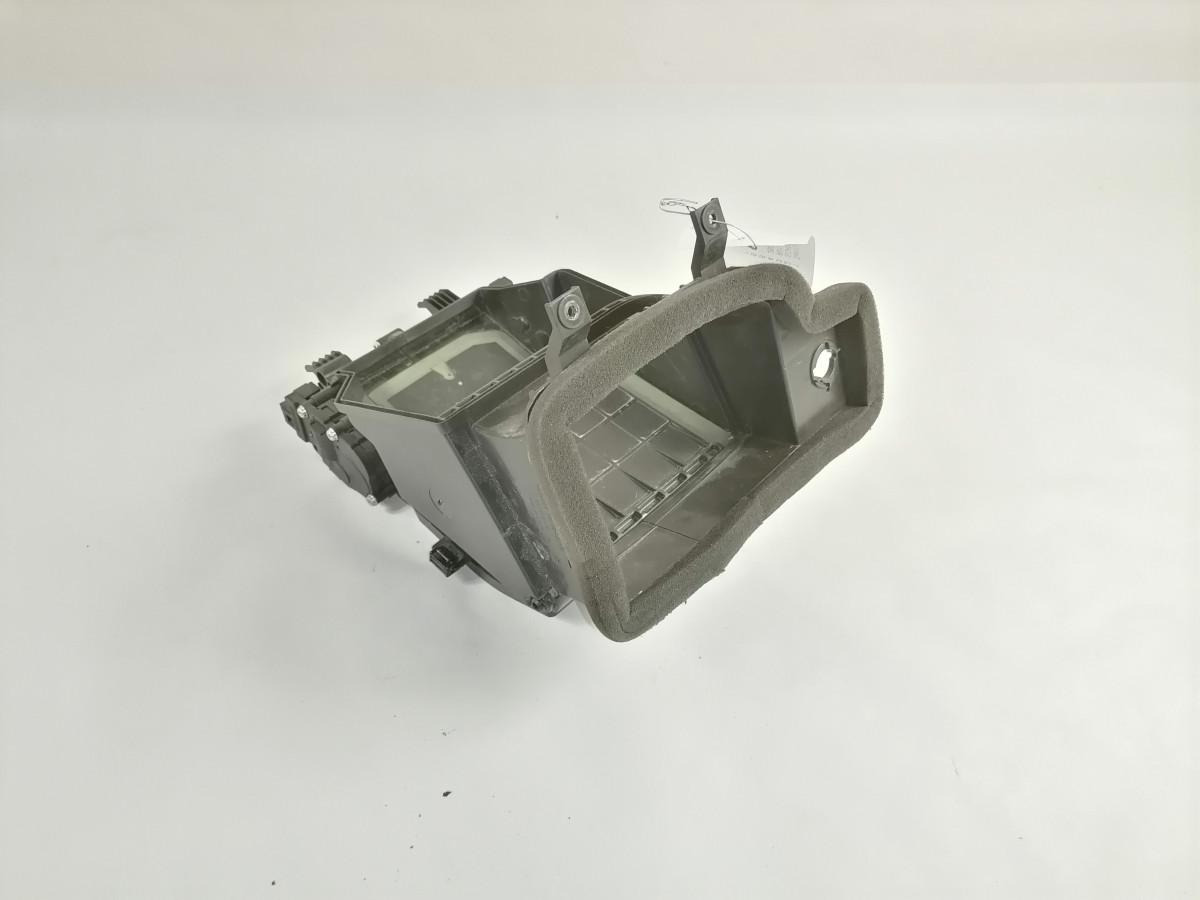 Scania Salongi õhufiltri korpus 2608532 - Universalteil für LKW: das Bild 2 Scania Salongi õhufiltri korpus 2608532 - Universalteil für LKW: das Bild 2