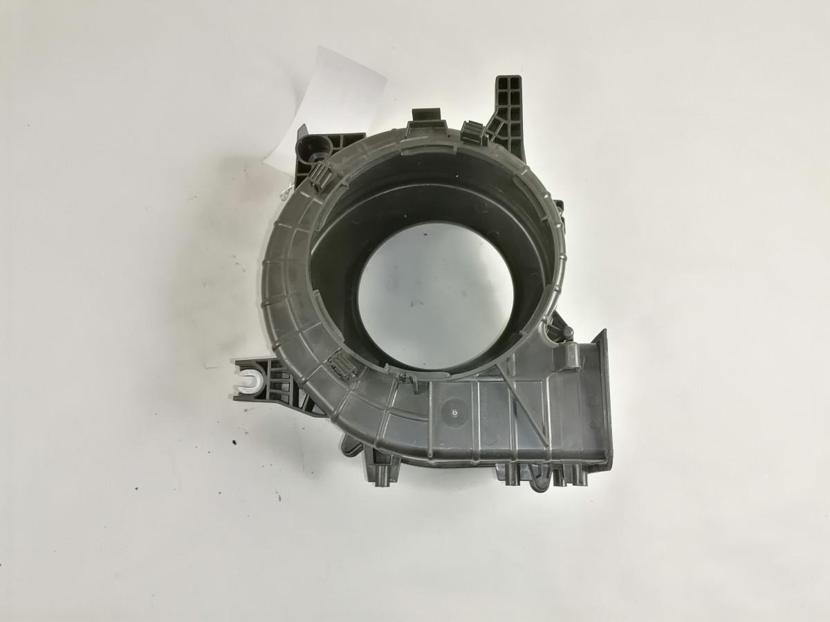 Scania Salongisoojenduse ventilaatori korpus 2301516 - Heizung/ Lüftung für LKW: das Bild 3 Scania Salongisoojenduse ventilaatori korpus 2301516 - Heizung/ Lüftung für LKW: das Bild 3