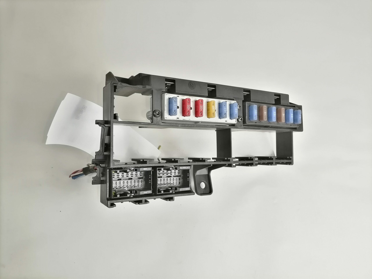 Volvo Central electric unit 21218495 - Sicherung für LKW: das Bild 1 Volvo Central electric unit 21218495 - Sicherung für LKW: das Bild 1