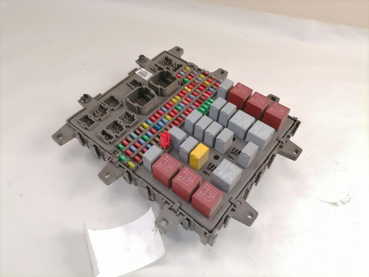 Volvo Central electric unit 5010590677 - Sicherung für LKW: das Bild 2 Volvo Central electric unit 5010590677 - Sicherung für LKW: das Bild 2