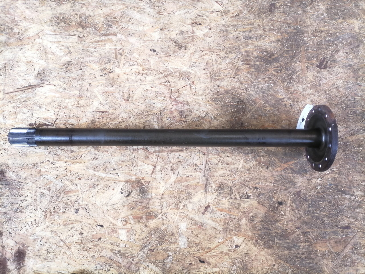 Volvo Drive shaft 1524627 - Antriebswelle für LKW: das Bild 2 Volvo Drive shaft 1524627 - Antriebswelle für LKW: das Bild 2