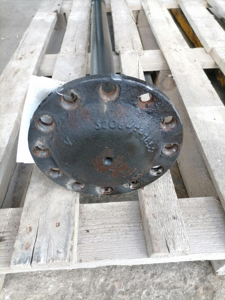 Volvo Drive shaft 3152523 - Antriebswelle für LKW: das Bild 2 Volvo Drive shaft 3152523 - Antriebswelle für LKW: das Bild 2