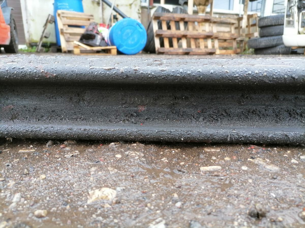 Volvo First axel housing 20582263 - Vorderachse für LKW: das Bild 4 Volvo First axel housing 20582263 - Vorderachse für LKW: das Bild 4