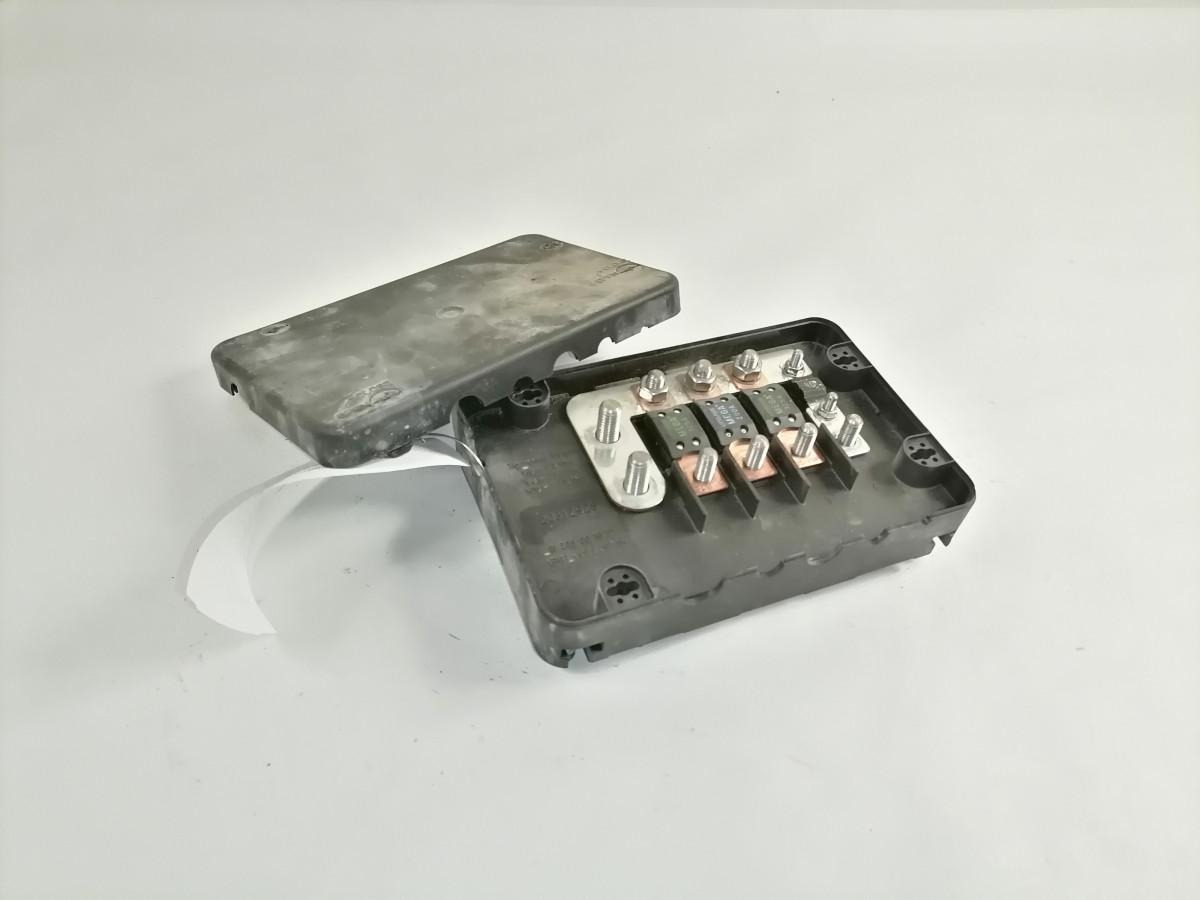 Volvo Fuse box 20512928 - Sicherung für LKW: das Bild 2 Volvo Fuse box 20512928 - Sicherung für LKW: das Bild 2
