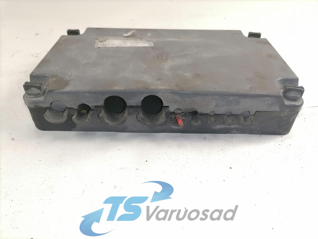 Volvo Fuse box 21717591 - Sicherung für LKW: das Bild 3 Volvo Fuse box 21717591 - Sicherung für LKW: das Bild 3