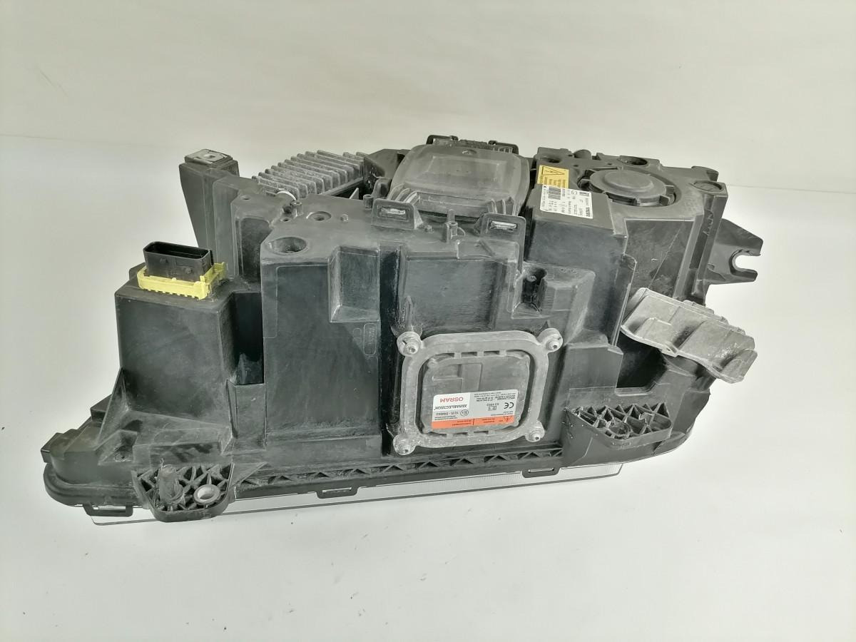 Volvo Light 22239247 - Lichter/ Leuchten für LKW: das Bild 4 Volvo Light 22239247 - Lichter/ Leuchten für LKW: das Bild 4