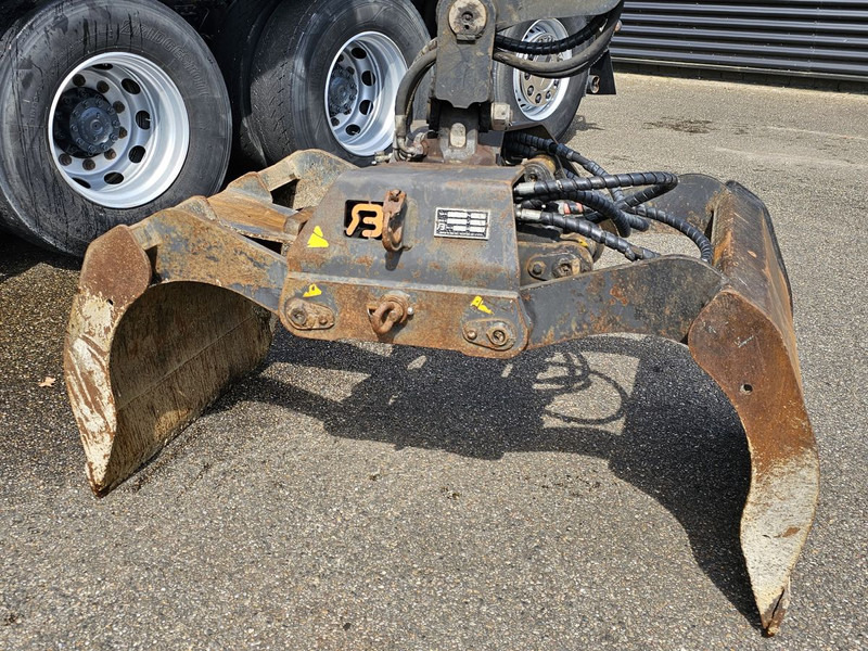 MAN TGS 35.400 / 8x4-4 / CONTAINER SYSTEM / PALFINGER Z CRANE - Seil Abrollkipper, Autokran: das Bild 3 MAN TGS 35.400 / 8x4-4 / CONTAINER SYSTEM / PALFINGER Z CRANE - Seil Abrollkipper, Autokran: das Bild 3