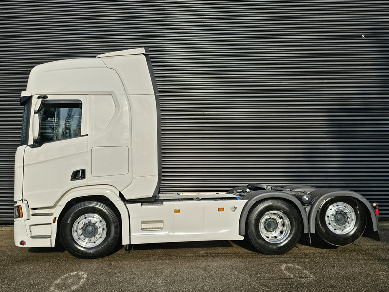 Scania R580 V8 6X2 / FULL AIR / RETARDER - Sattelzugmaschine: das Bild 2 Scania R580 V8 6X2 / FULL AIR / RETARDER - Sattelzugmaschine: das Bild 2