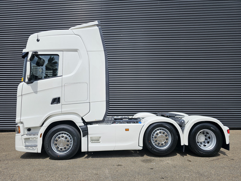 Scania Scania S460 !!NEW!! / 6x2/4 / RETARDER / FULL AIR / 2X PTO - Sattelzugmaschine: das Bild 5 Scania Scania S460 !!NEW!! / 6x2/4 / RETARDER / FULL AIR / 2X PTO - Sattelzugmaschine: das Bild 5
