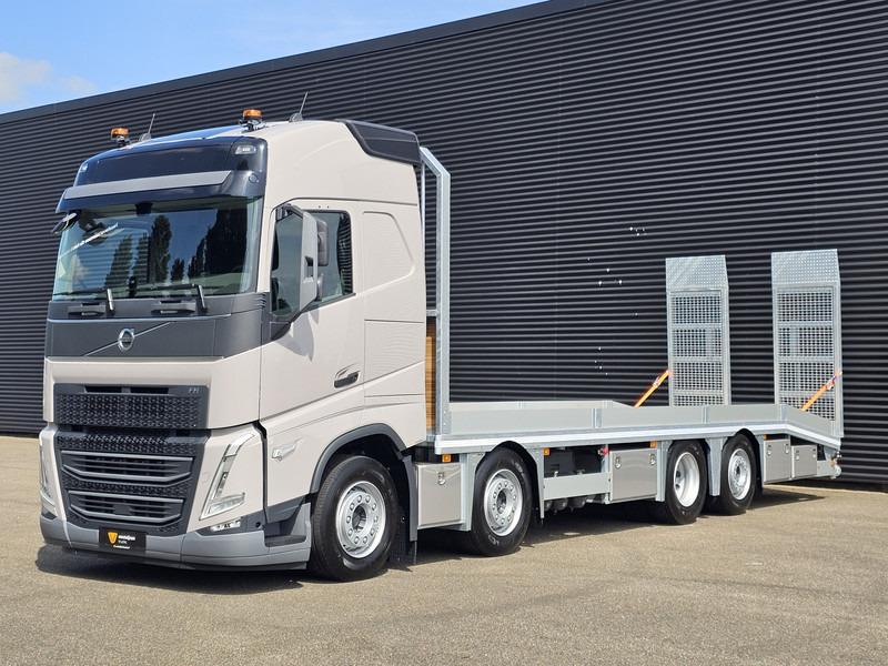 Volvo FH 500 / 8x2-6 / OPRIJ - MACHINE TRANSPORT - Abschleppwagen: das Bild 1 Volvo FH 500 / 8x2-6 / OPRIJ - MACHINE TRANSPORT - Abschleppwagen: das Bild 1