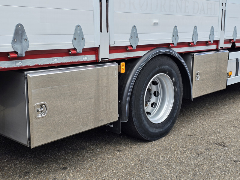 Autokran Volvo FM 330 4x2 / EFFER 12.5 t/m CRANE / KRAN: das Bild 15 Autokran Volvo FM 330 4x2 / EFFER 12.5 t/m CRANE / KRAN: das Bild 15