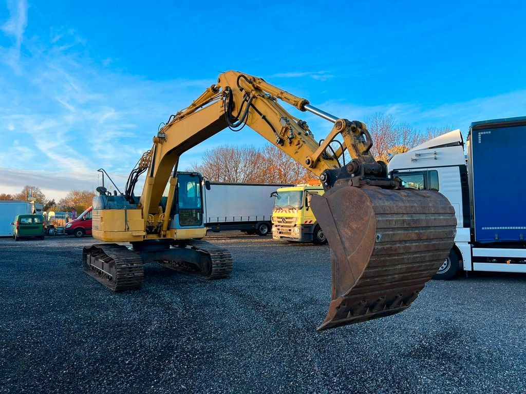 Komatsu PC228USLC 23200 Kg 107 Kw - Kettenbagger: das Bild 3 Komatsu PC228USLC 23200 Kg 107 Kw - Kettenbagger: das Bild 3