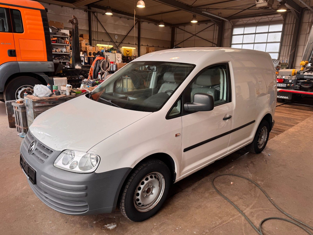 Volkswagen Caddy 69 PS Diesel - Kleintransporter: das Bild 1 Volkswagen Caddy 69 PS Diesel - Kleintransporter: das Bild 1