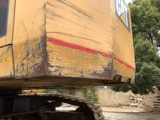 Kettenbagger CAT 6015B: das Bild 23