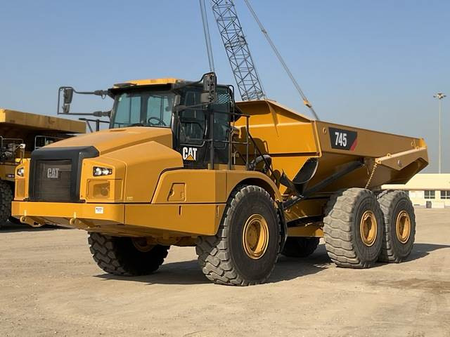 CAT 745 - Knickgelenkter Dumper: das Bild 1 CAT 745 - Knickgelenkter Dumper: das Bild 1
