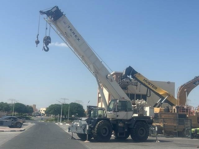 Terex RT555 - Geländekran: das Bild 1 Terex RT555 - Geländekran: das Bild 1