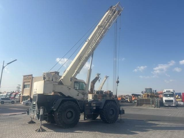 Terex RT555 - Geländekran: das Bild 3 Terex RT555 - Geländekran: das Bild 3
