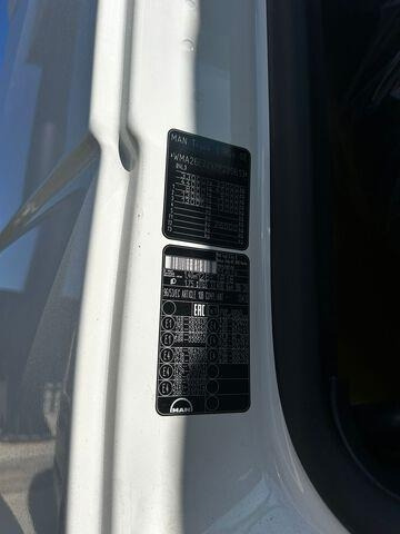 MAN TGS33.400 Jetter - Saug-/ Spülfahrzeug: das Bild 5 MAN TGS33.400 Jetter - Saug-/ Spülfahrzeug: das Bild 5