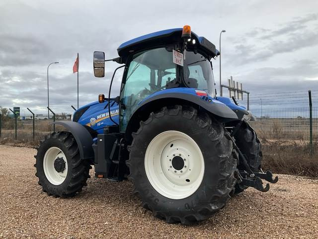 New Holland T6.145 - Traktor: das Bild 2 New Holland T6.145 - Traktor: das Bild 2