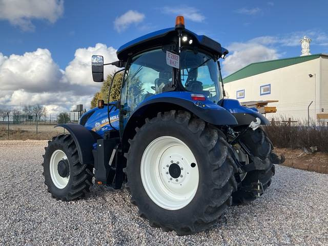 New Holland T6.145 - Traktor: das Bild 2 New Holland T6.145 - Traktor: das Bild 2