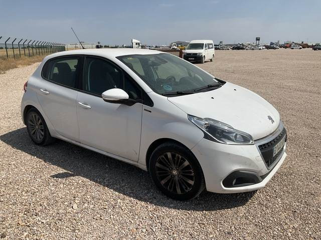 Peugeot 208 Signature PureTech 82 - PKW: das Bild 4 Peugeot 208 Signature PureTech 82 - PKW: das Bild 4