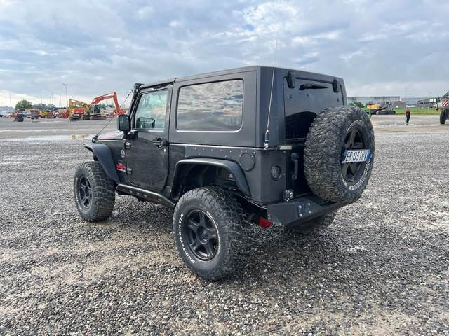 Chrysler Jeep Wrangler - SUV/ Geländewagen: das Bild 2 Chrysler Jeep Wrangler - SUV/ Geländewagen: das Bild 2