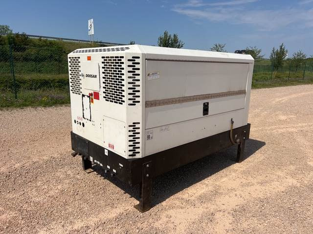 Doosan 7/125-10/105 - Luftkompressor: das Bild 1 Doosan 7/125-10/105 - Luftkompressor: das Bild 1