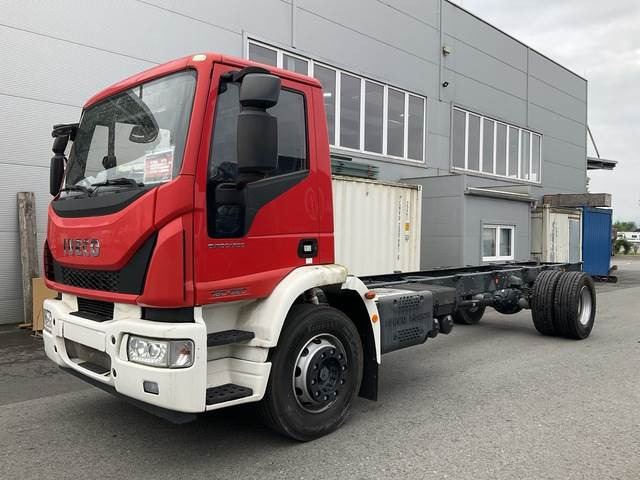 Iveco Eurocargo ML180E32 - Fahrgestell LKW: das Bild 1 Iveco Eurocargo ML180E32 - Fahrgestell LKW: das Bild 1