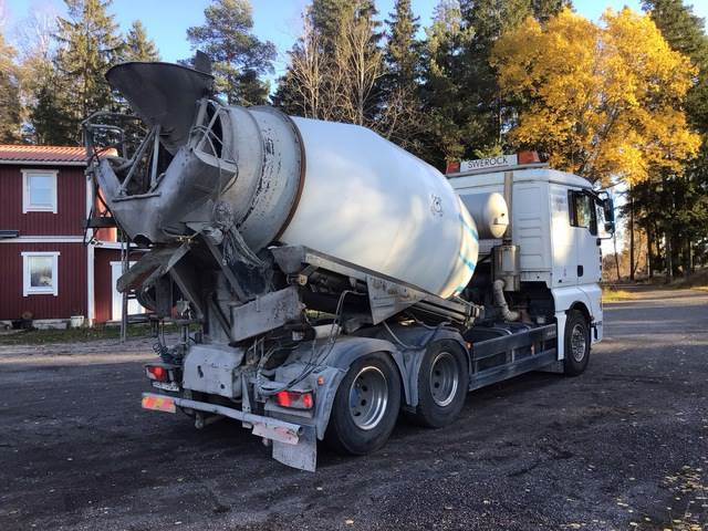 MAN TGA 28.390 - Fahrmischer: das Bild 3 MAN TGA 28.390 - Fahrmischer: das Bild 3