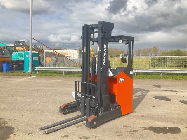 Doosan BR16JW-9 - Schubmaststapler: das Bild 1 Doosan BR16JW-9 - Schubmaststapler: das Bild 1